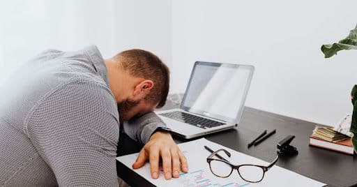 Stress im Immobiliengeschäft: Wann psychologische Unterstützung sinnvoll wird