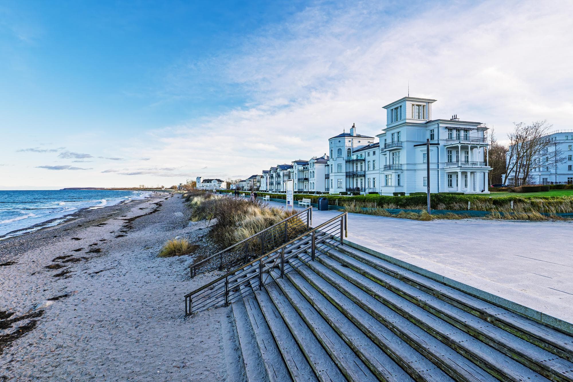 Ferienhaus an der Ostseeküste in Schleswig-Holstein, wo hohe Kaufpreise den Höchstsatz besonders spürbar machen