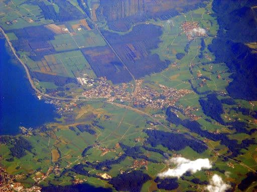 Architekturkonzepte im Chiemgau: Wie traditionelle Baukultur und moderne Nutzungsanforderungen zusammenfinden