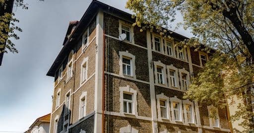 Akute Abwasserstörungen im Mehrfamilienhaus: So behalten Hausverwaltungen den Überblick