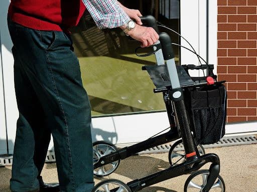 Warum ambulante Pflege zum Thema für Vermieter und Wohnungswirtschaft wird