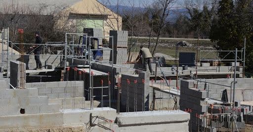 Kremser Bau: Regionales Bauhandwerk zwischen Neubau, Bestand und Gewerbe
