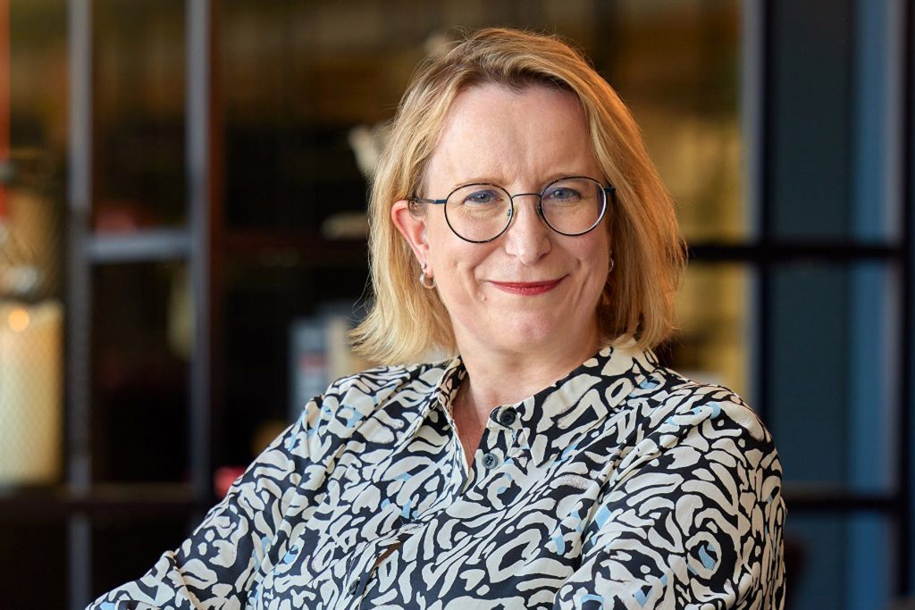 carolin dose HIH Real Estate